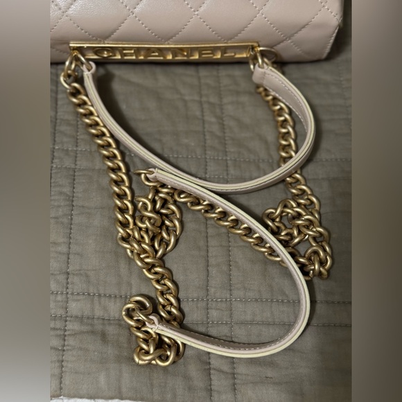 2019 Small Chanel Trendy Bag - Picture 9 of 11